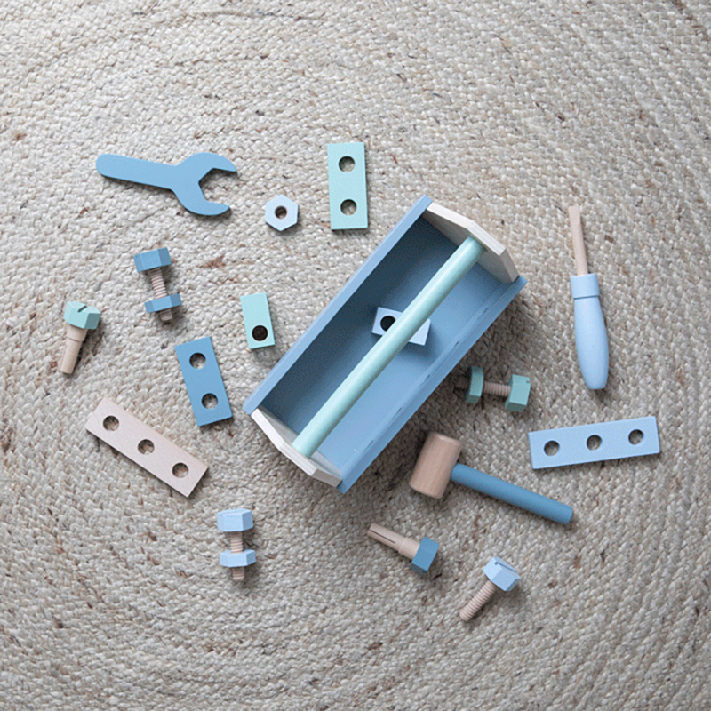 4434 - wooden toolbox - 4
