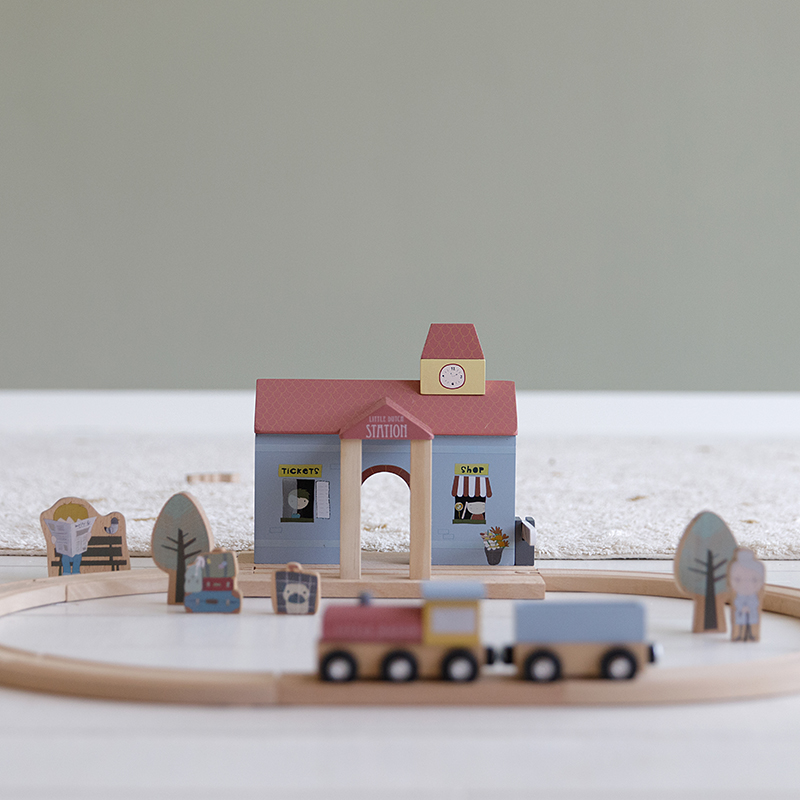 LittleDutch-4489-Stationb-1