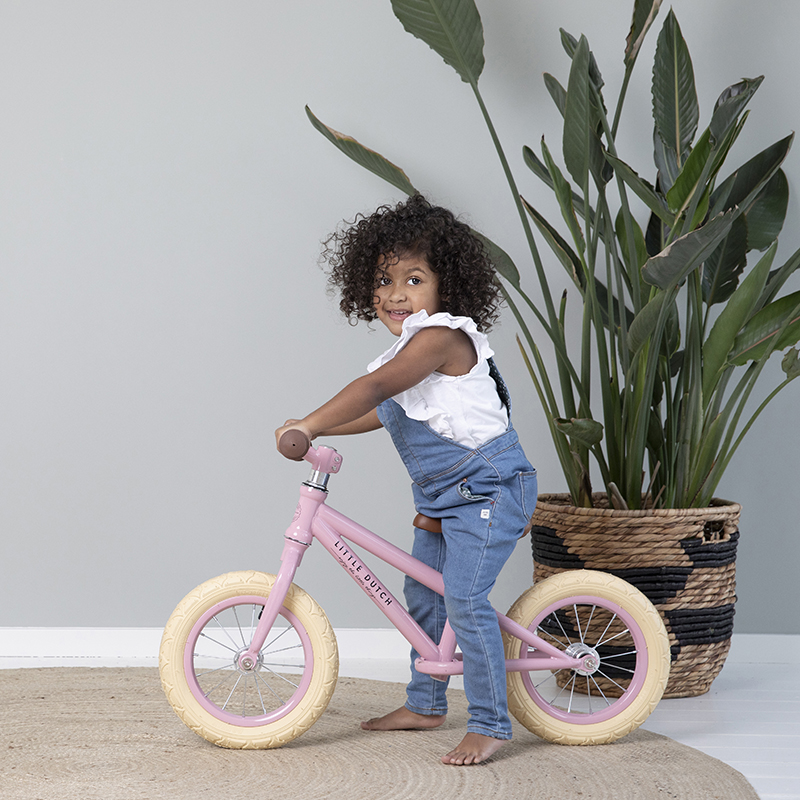 4540 - balance bike - pink - 2b