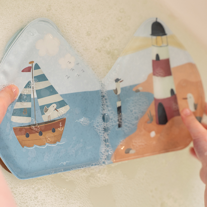 Bath Book Sailors Bay (5)