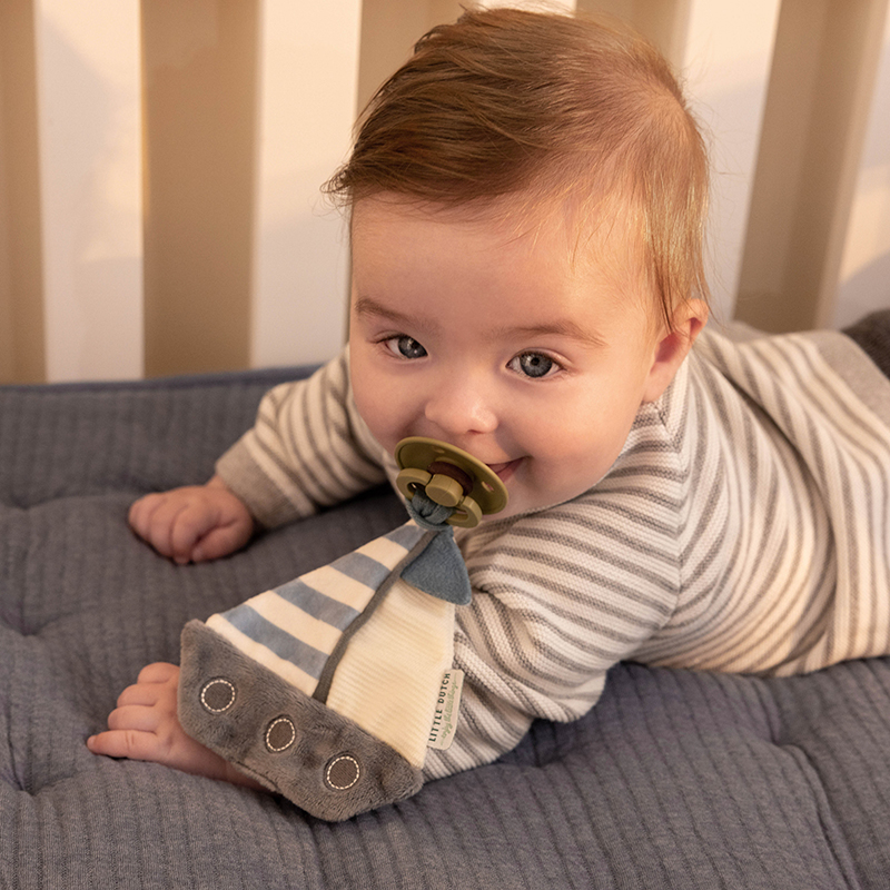 LD8618 - Pacifier Cloth - Sailors Bay