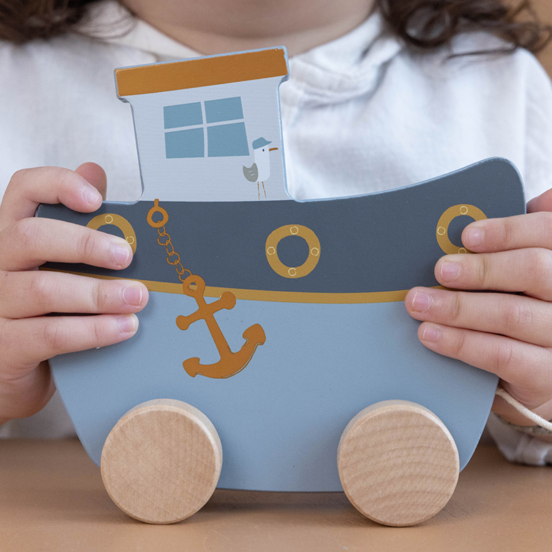 LD7084 - Pull Along Boat (4)