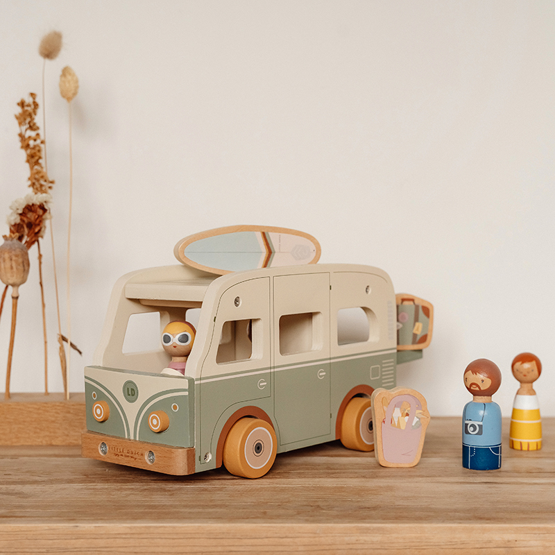 LD7098 - Vintage Van (1)