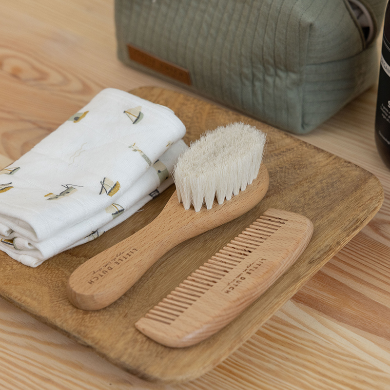 AC10122006 - Baby Brush & Comb Set (5)