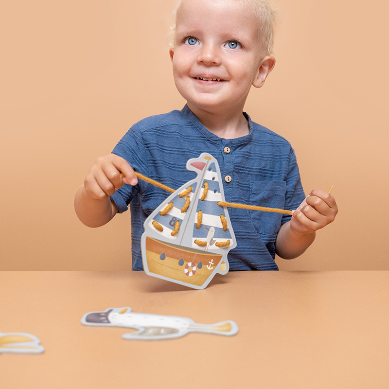 Lacing Cards - Rijgkaarten - Sailors Bay (1)